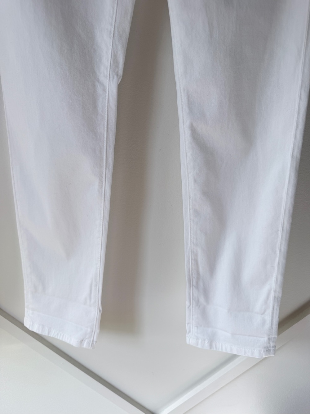 AG Adriano Goldschmied The Caden Tailored Trouser White 25 NWT | Slim Chino - Picture 12 of 16